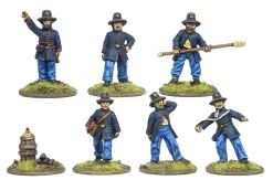 CWA004 Artillery Crew In Hardee Hat And Frock Coat Firing Gun